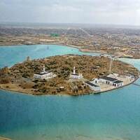 جزیره ای که تنها یک ویرانه از آن باقی مانده است!